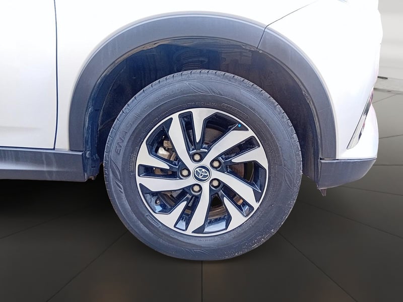 Toyota RUSH 2024 - Imagen 4 de 9