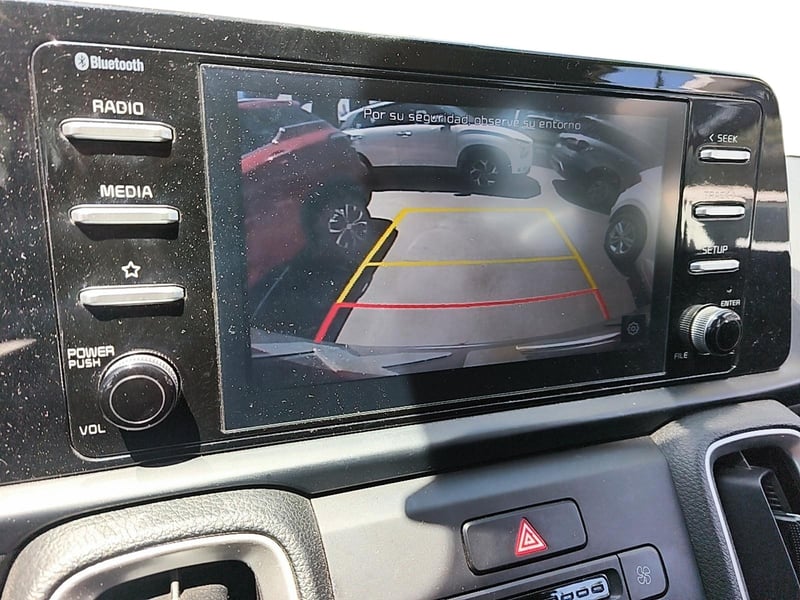 Kia SONET 2023 - Imagen 9 de 12