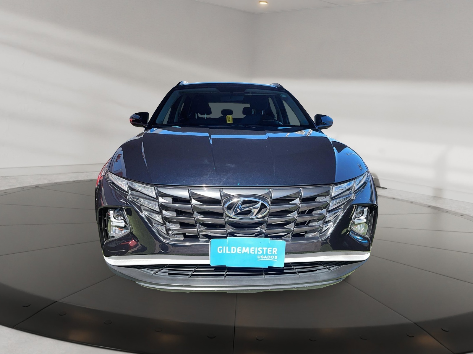 Hyundai TUCSON 2022 - Foto 2 de 12