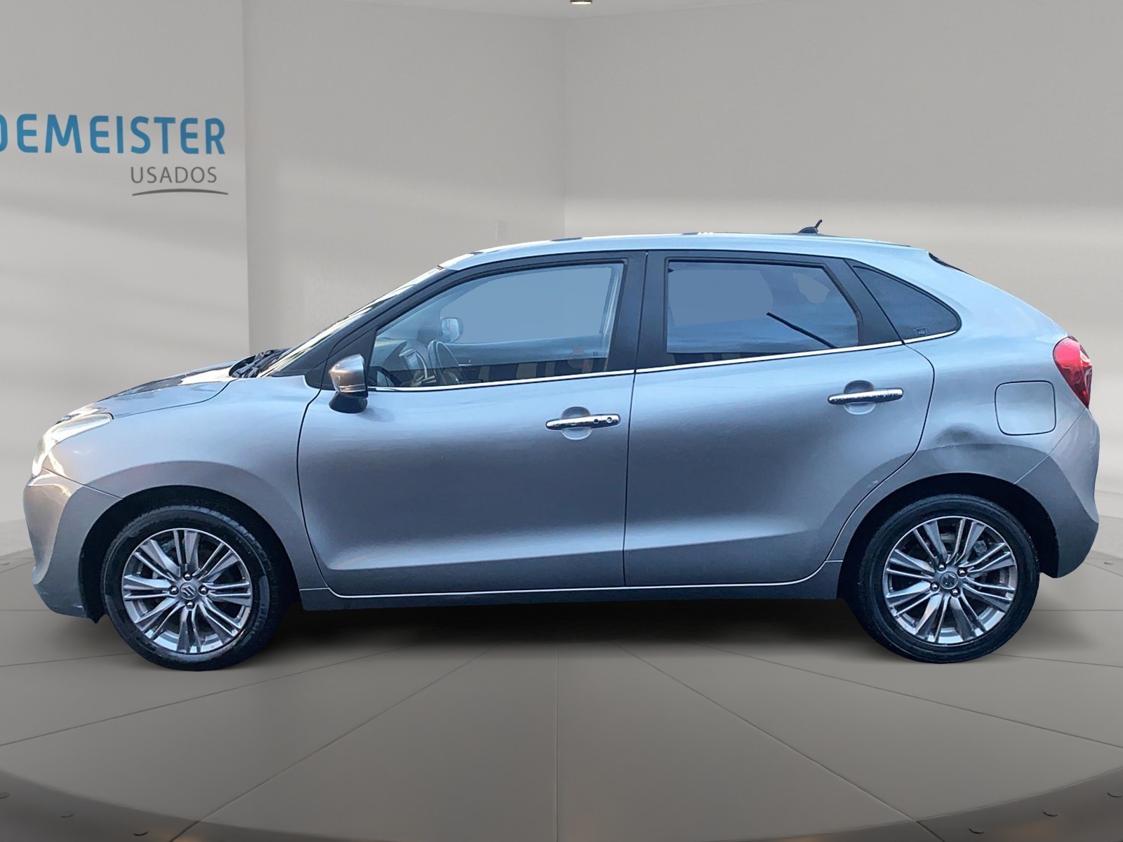 Suzuki BALENO 2020 - Foto 2 de 12