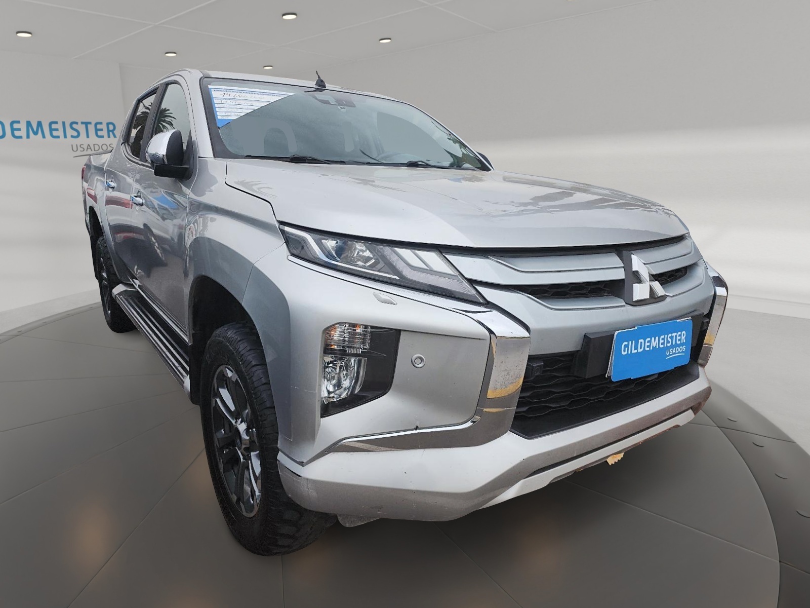 MITSUBISHI L200 2022 - Foto 4 de 12
