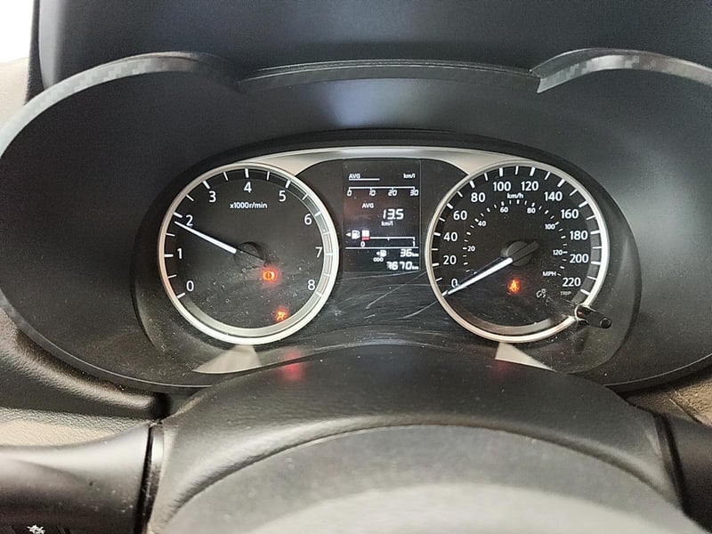 Nissan VERSA 2025 - Imagen 10 de 12