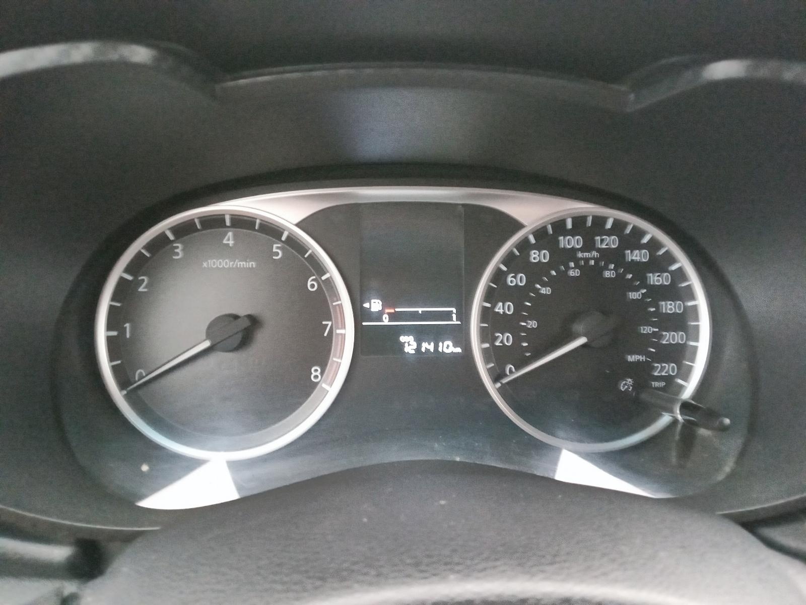 NISSAN VERSA 2023 - Imagen 9 de 12