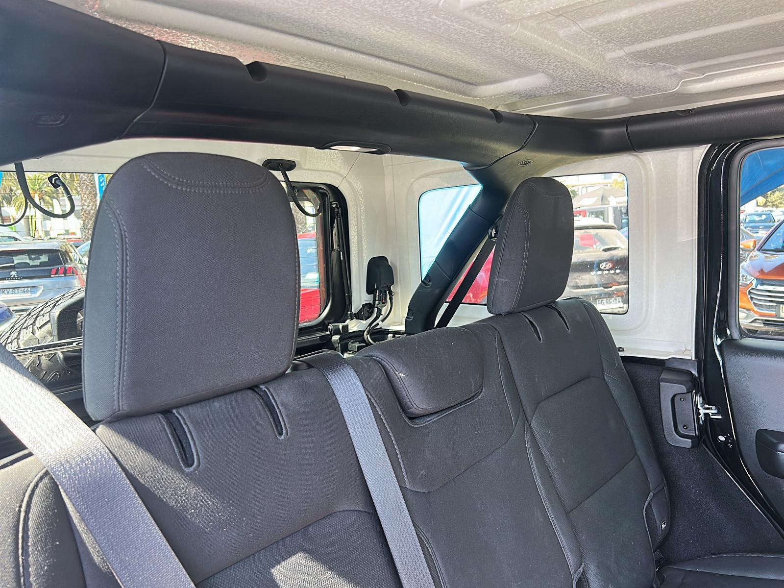 JEEP WRANGLER 2022 - Imagen 8 de 12