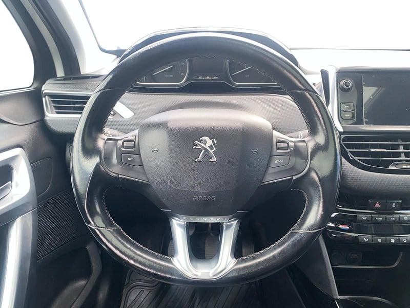 Peugeot 2008 2020 - Imagen 11 de 12