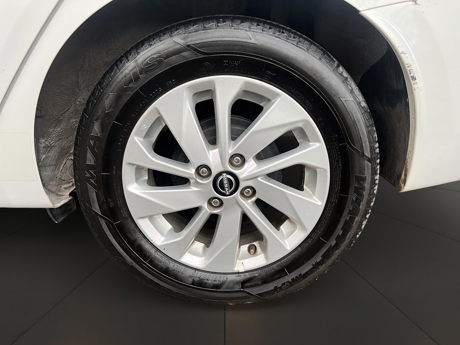 Nissan VERSA 2024 - Imagen 7 de 12