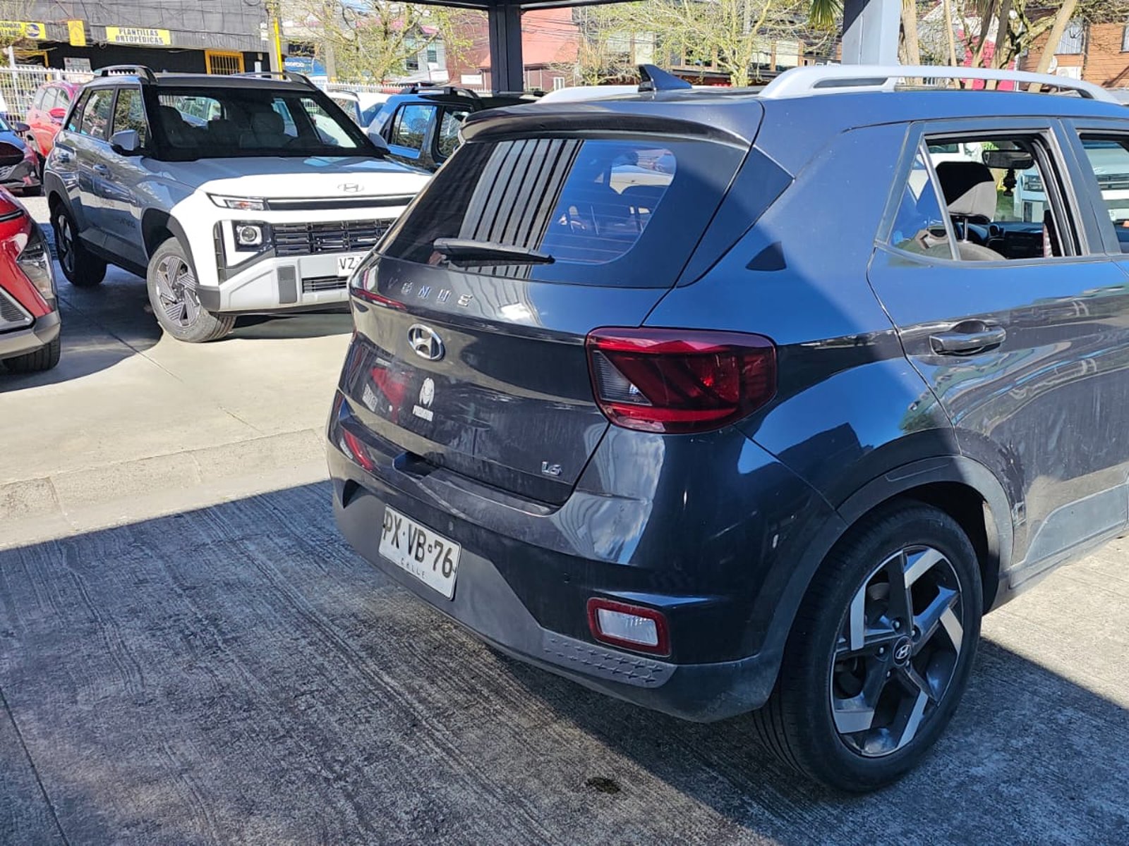 Hyundai VENUE 2021 - Foto 4 de 9