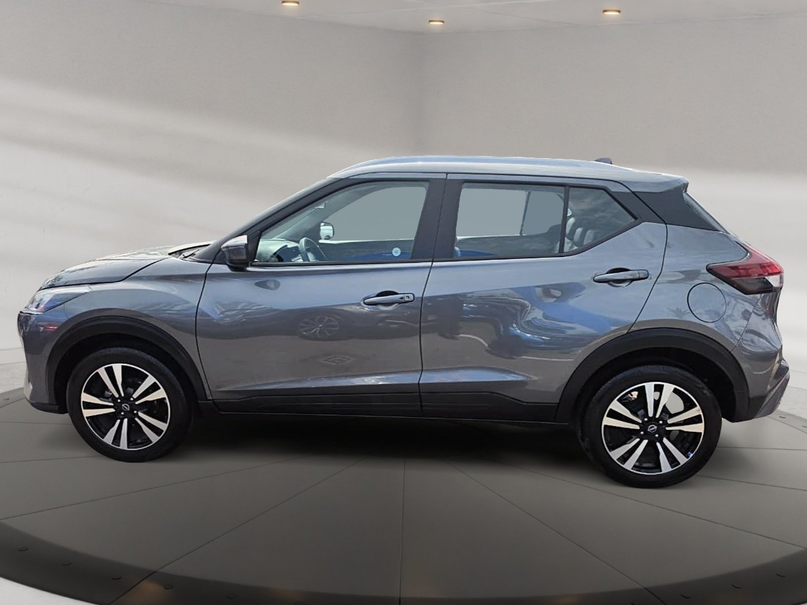 Nissan KICKS 2025 - Foto 2 de 12