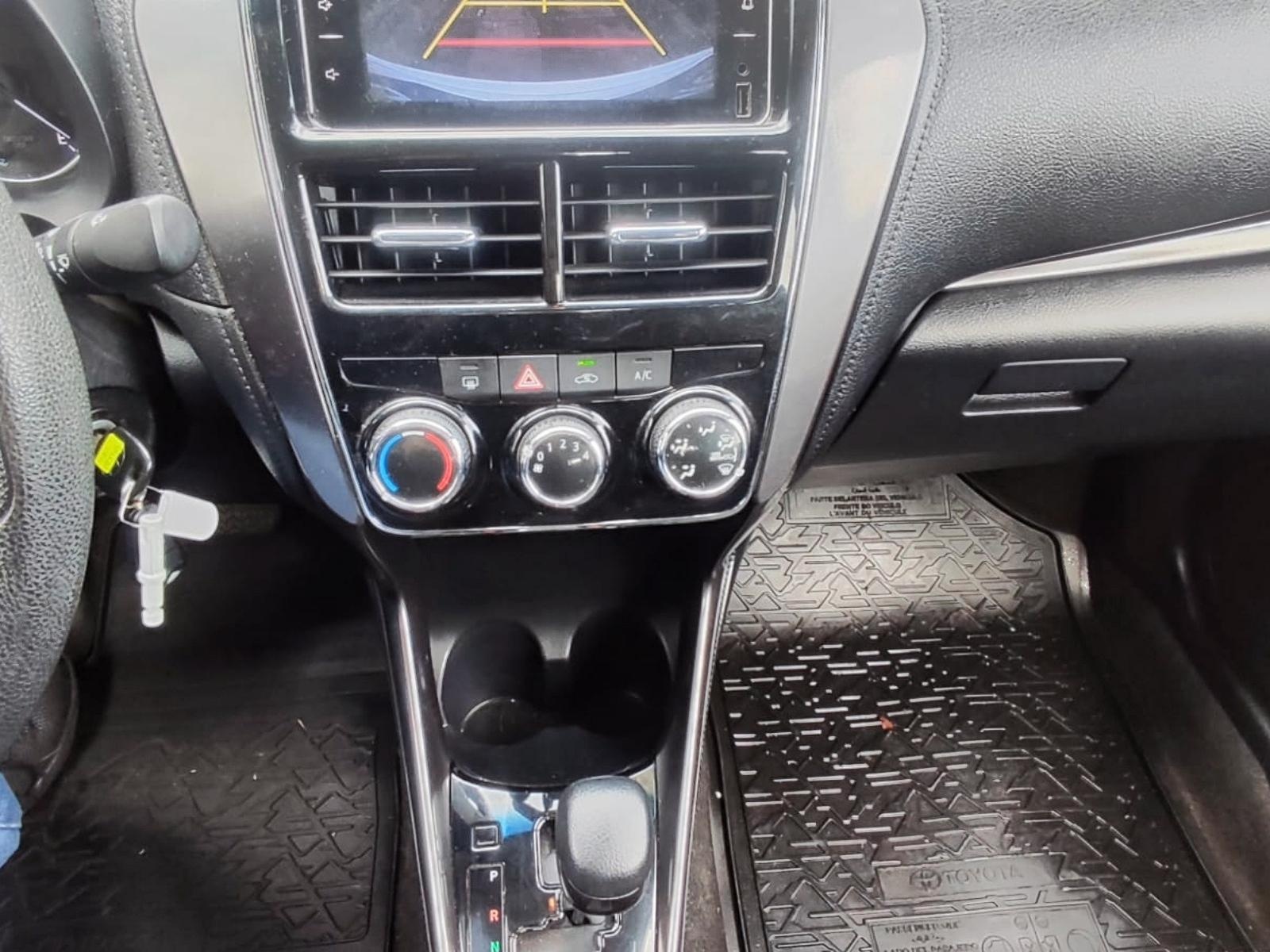 Toyota YARIS 2021 - Imagen 10 de 12