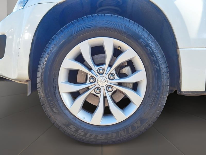 Suzuki GRAND NOMADE 2018 - Imagen 10 de 12