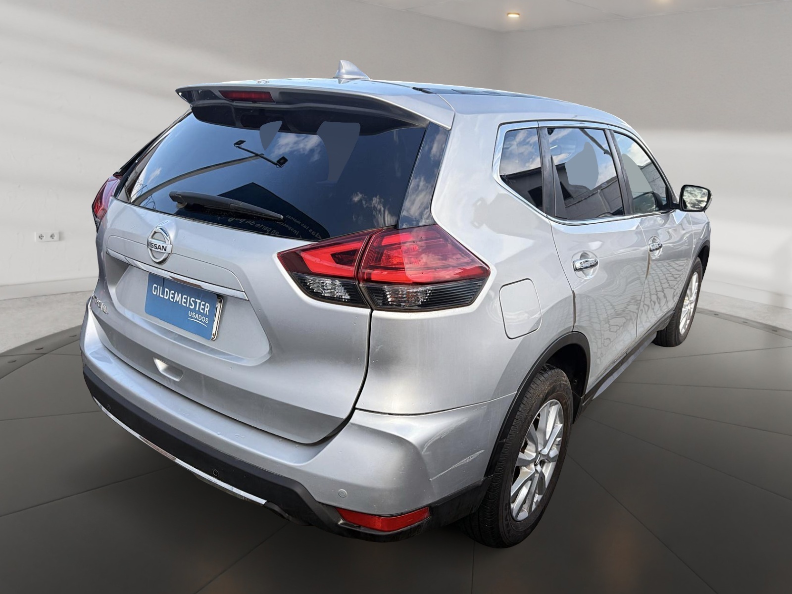 Nissan X-TRAIL 2023 - Foto 5 de 8