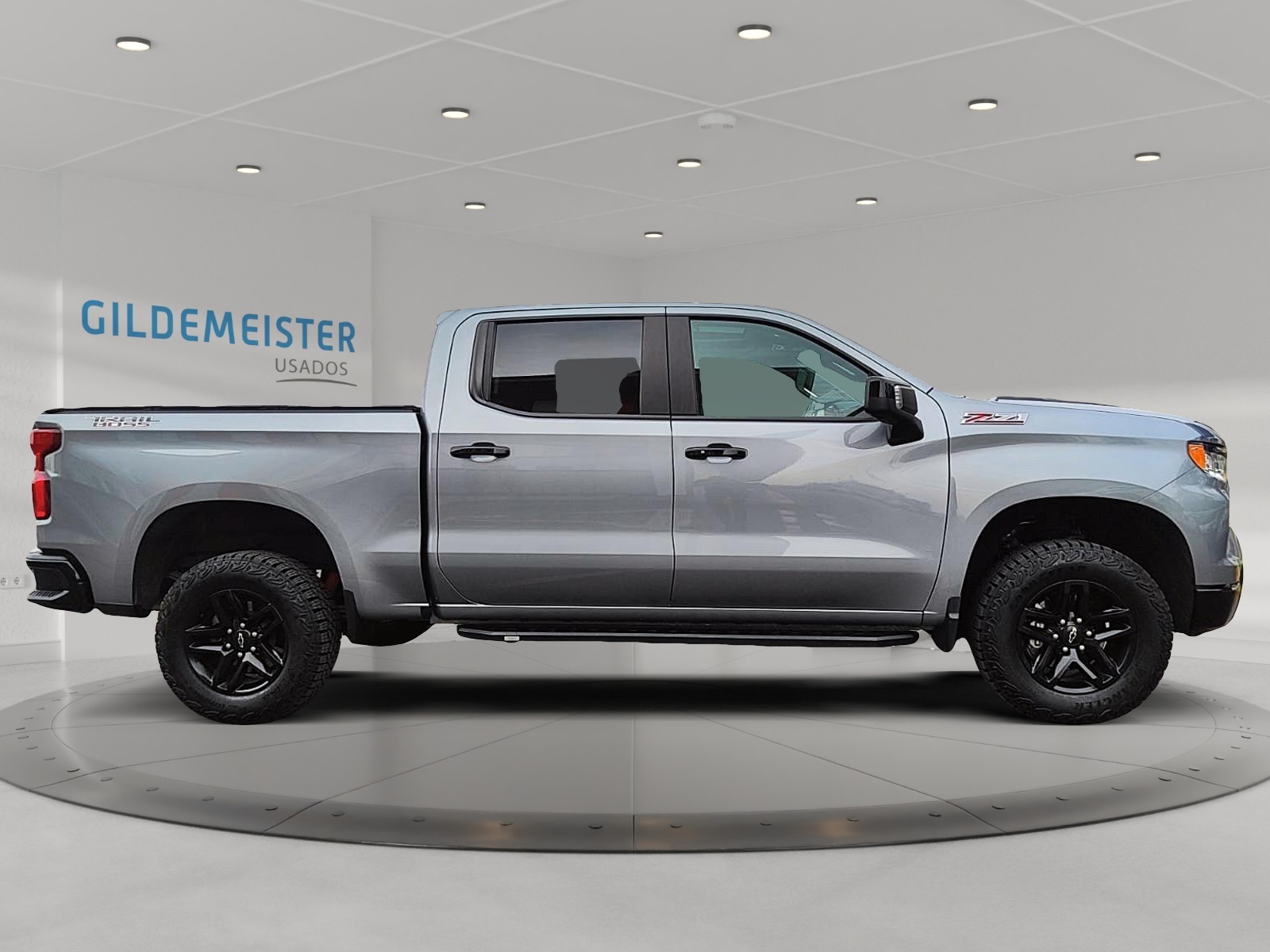 CHEVROLET SILVERADO 2024 - Imagen 5 de 12