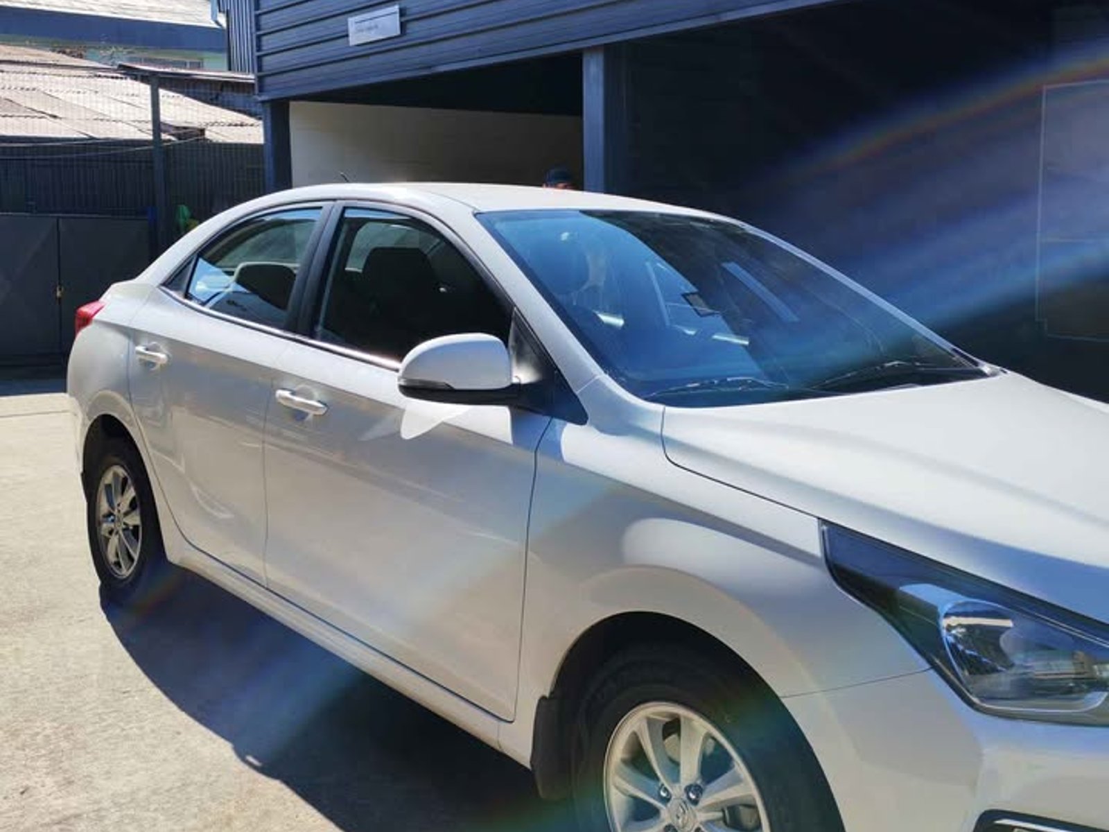 Hyundai VERNA 2020 - Foto 3 de 12