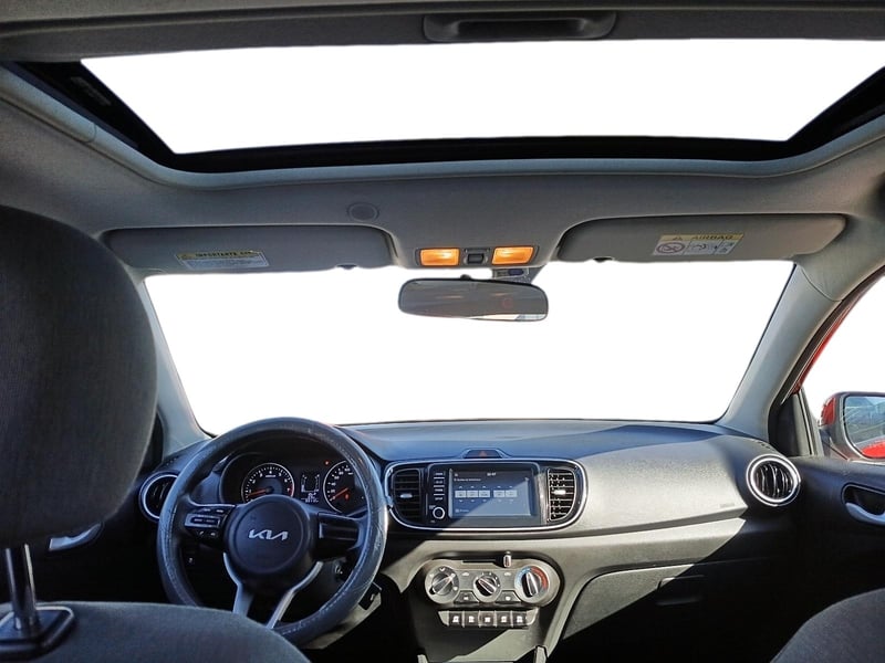 Kia SOLUTO 2025 - Imagen 11 de 12
