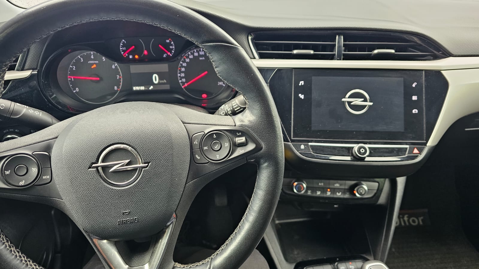 OPEL CORSA 2023 - Imagen 8 de 12