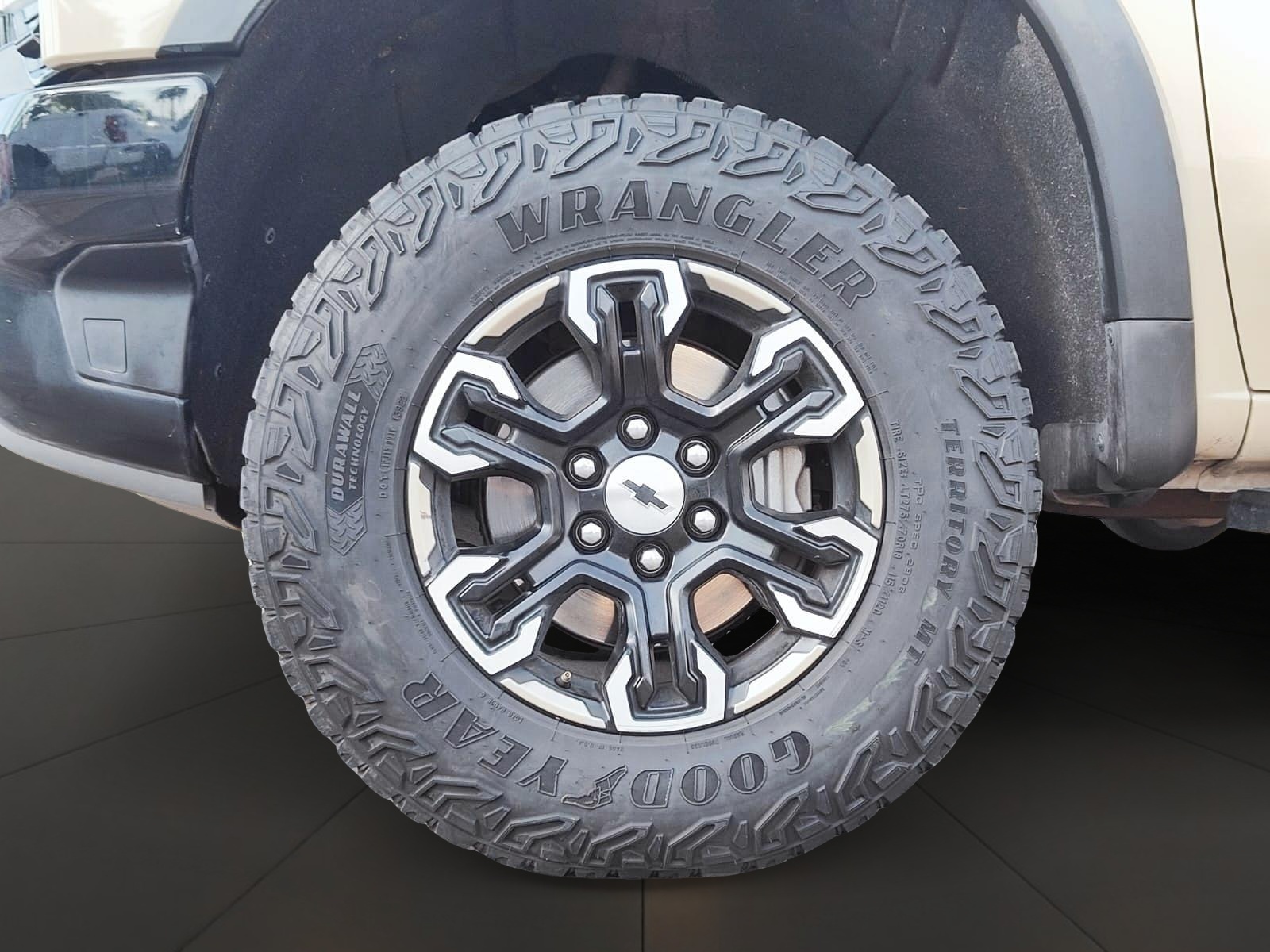 Chevrolet SILVERADO 2023 - Foto 5 de 12
