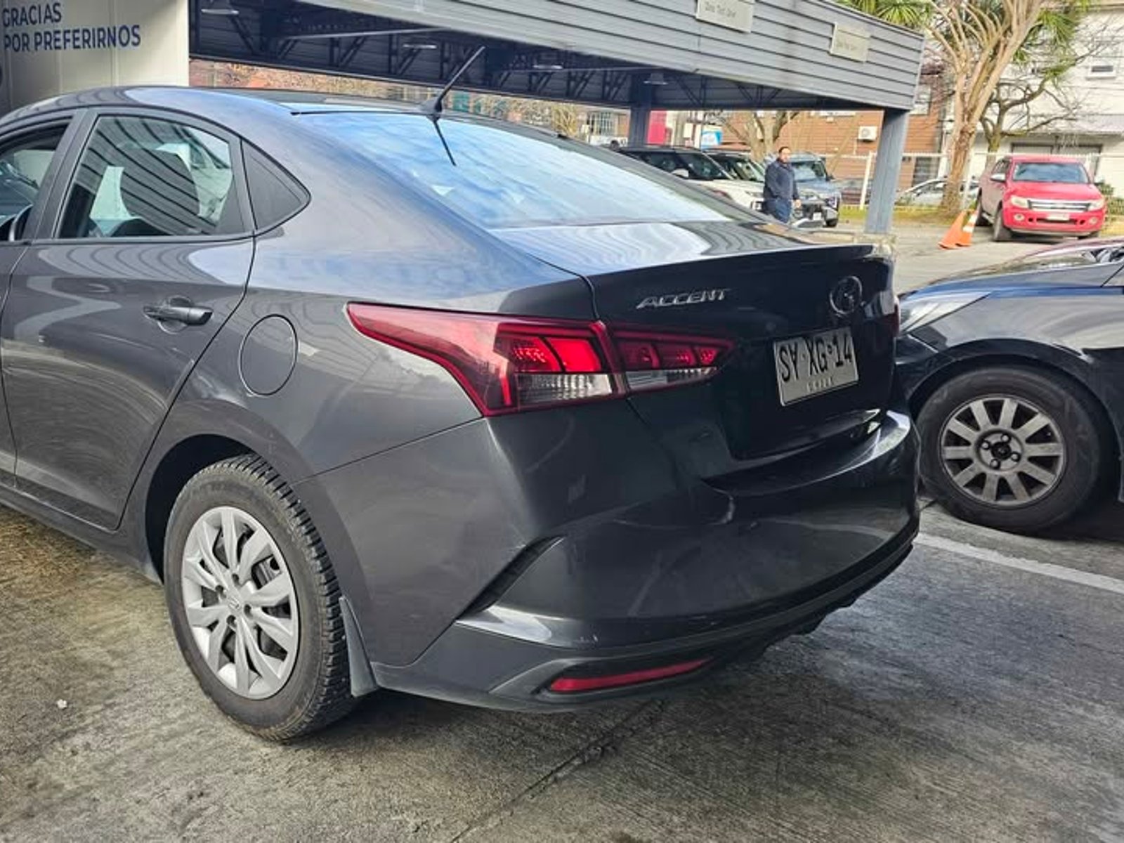 Hyundai ACCENT 2023 - Foto 3 de 9