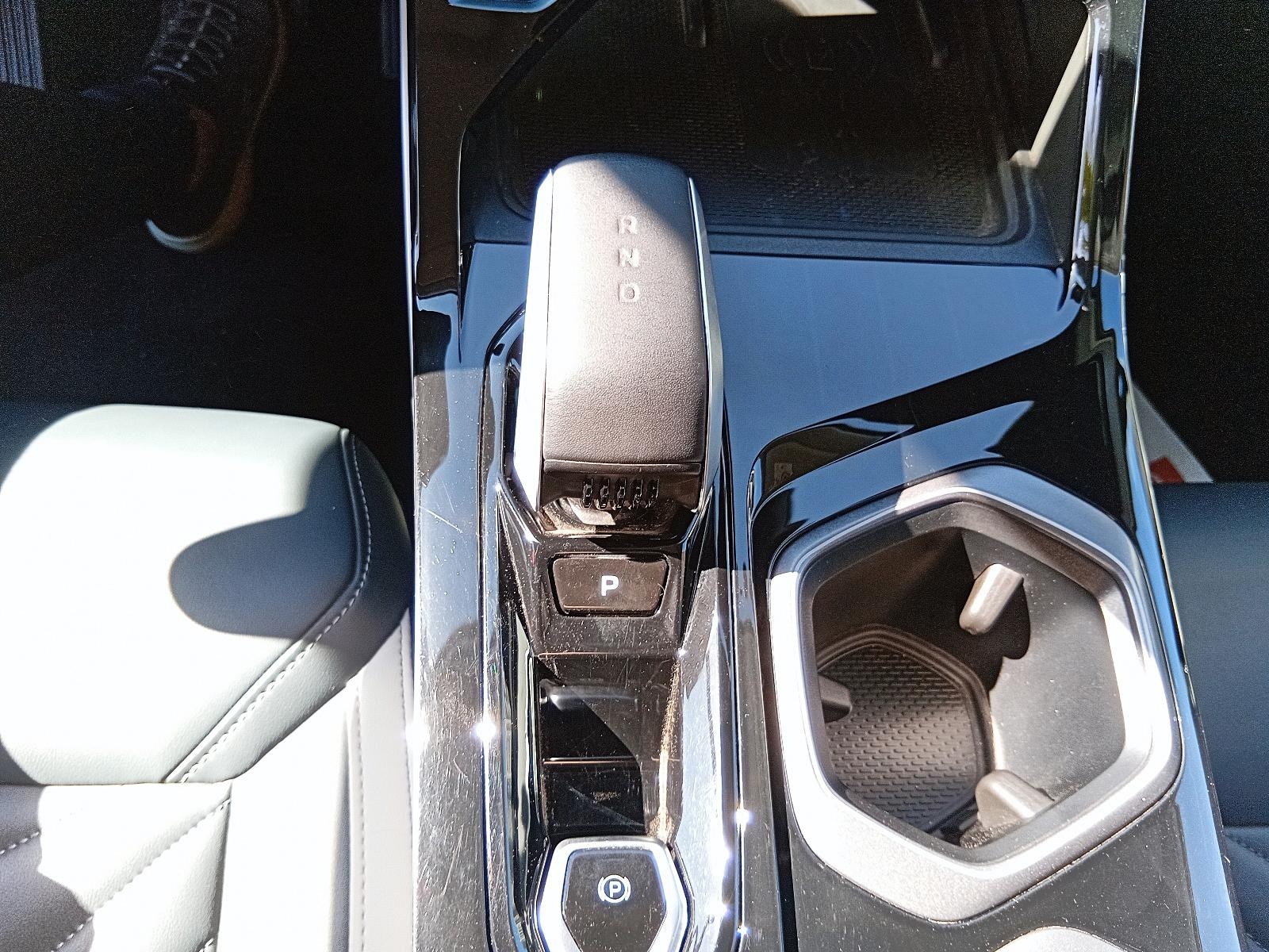GEELY GEELY 2025 - Imagen 10 de 12