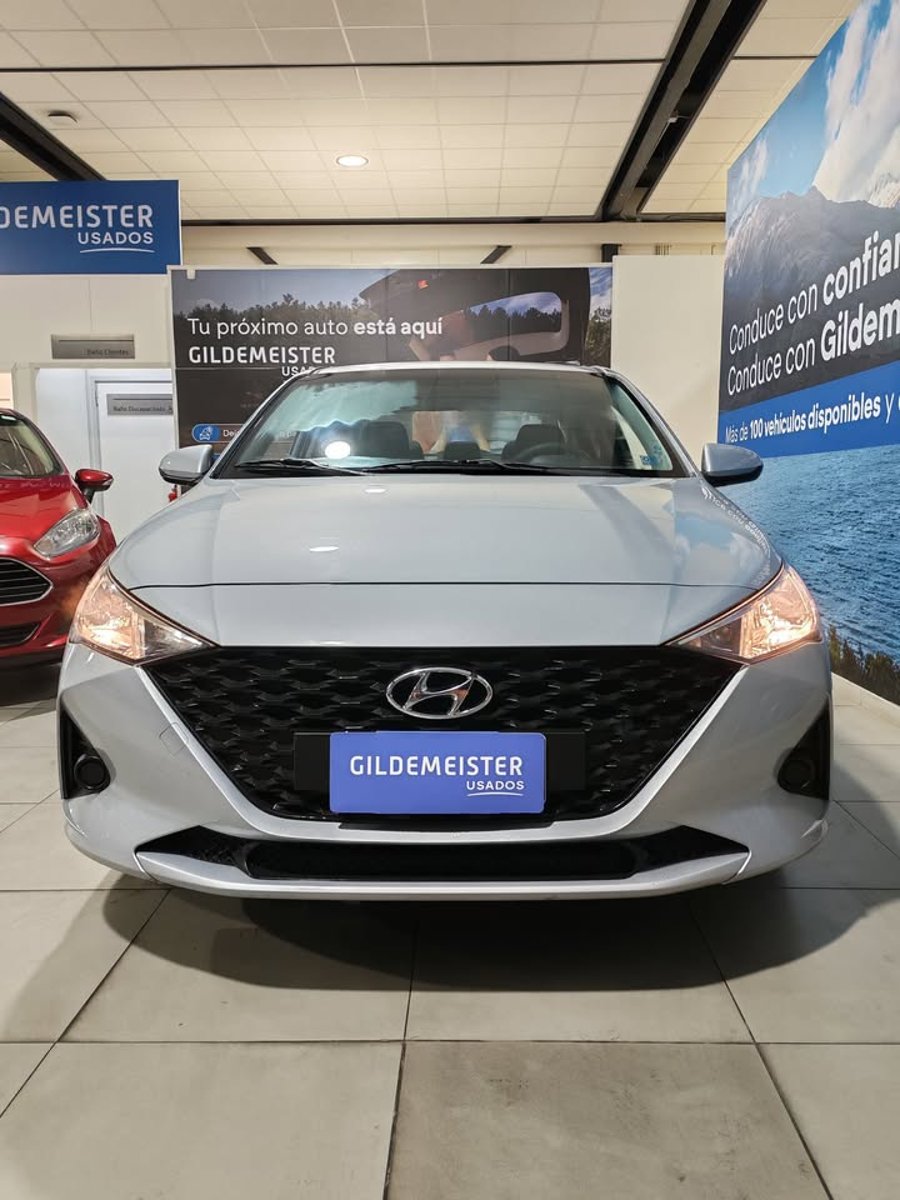 HYUNDAI ACCENT 2024 - Imagen 5 de 12
