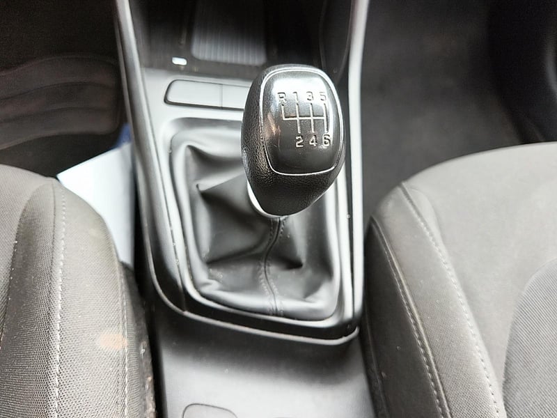 Hyundai ACCENT BN7I 1.5 MT PLUS 2025 - Imagen 10 de 12