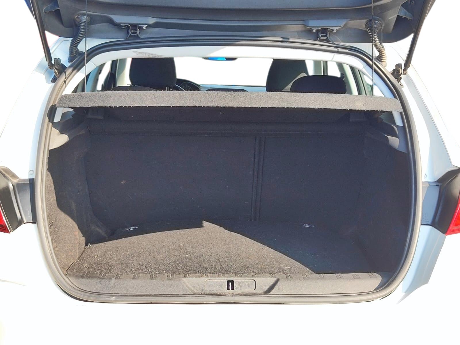 PEUGEOT 308 2020 - Imagen 10 de 12