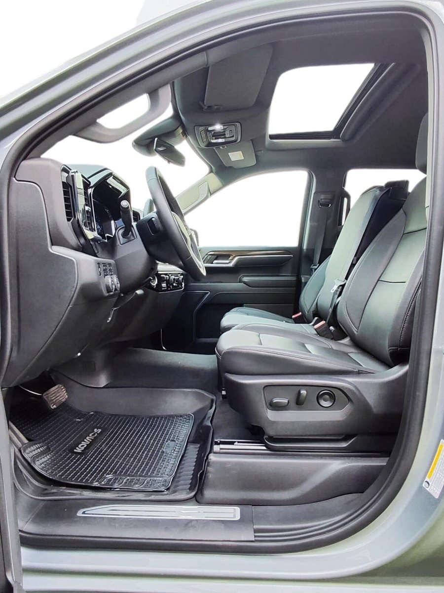 CHEVROLET SILVERADO 2024 - Imagen 11 de 12