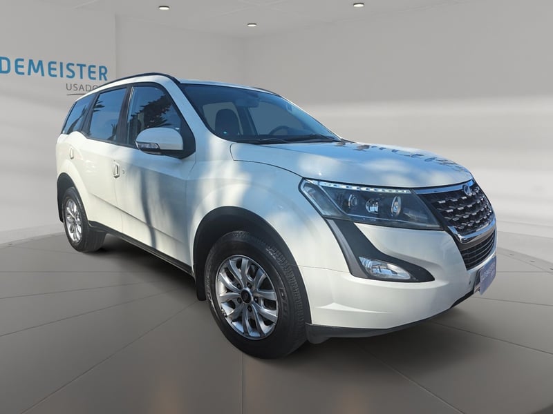 Mahindra XUV500 2020 - Imagen 5 de 12