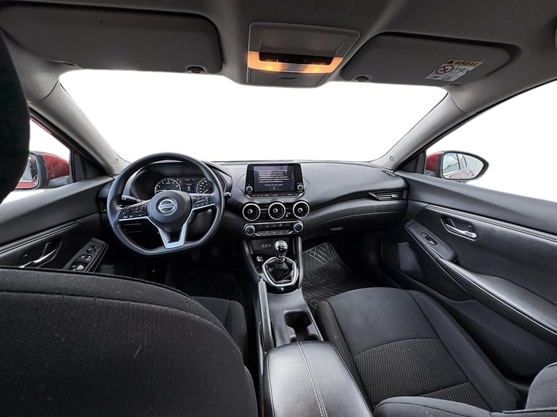 Nissan NISSAN 2023 - Imagen 7 de 9