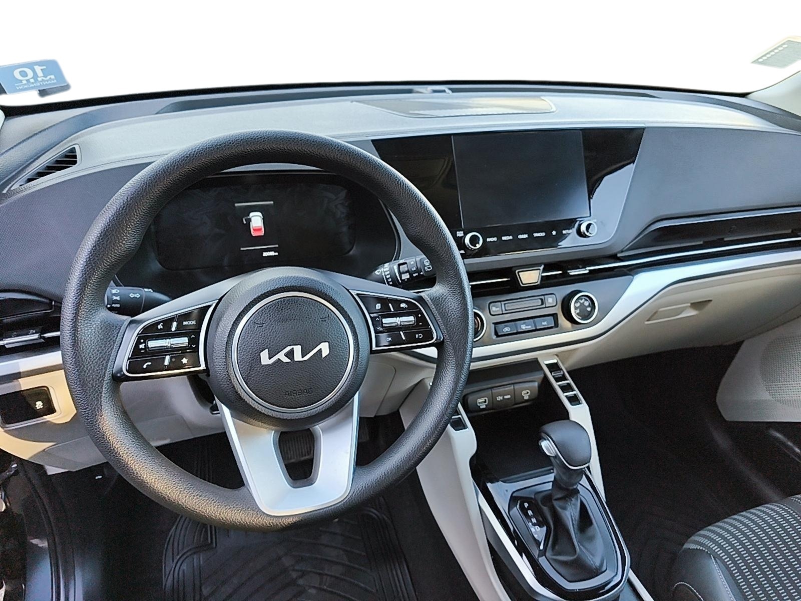 Kia CARENS 2023 - Imagen 8 de 12