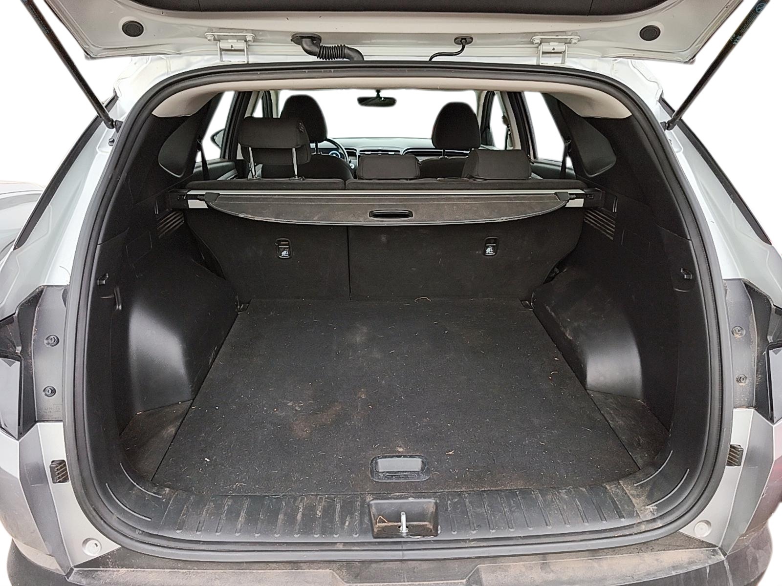 Hyundai TUCSON 2023 - Foto 5 de 11