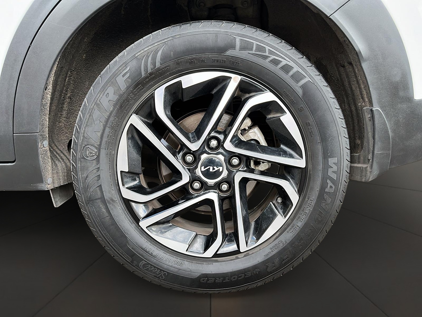 KIA CARENS 2023 - Imagen 6 de 12
