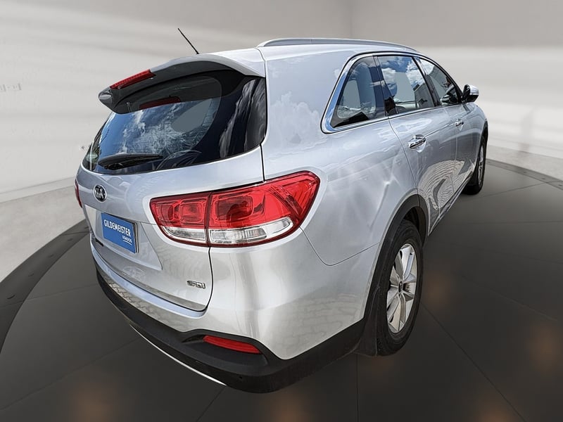 Kia SORENTO 2017 - Imagen 6 de 8