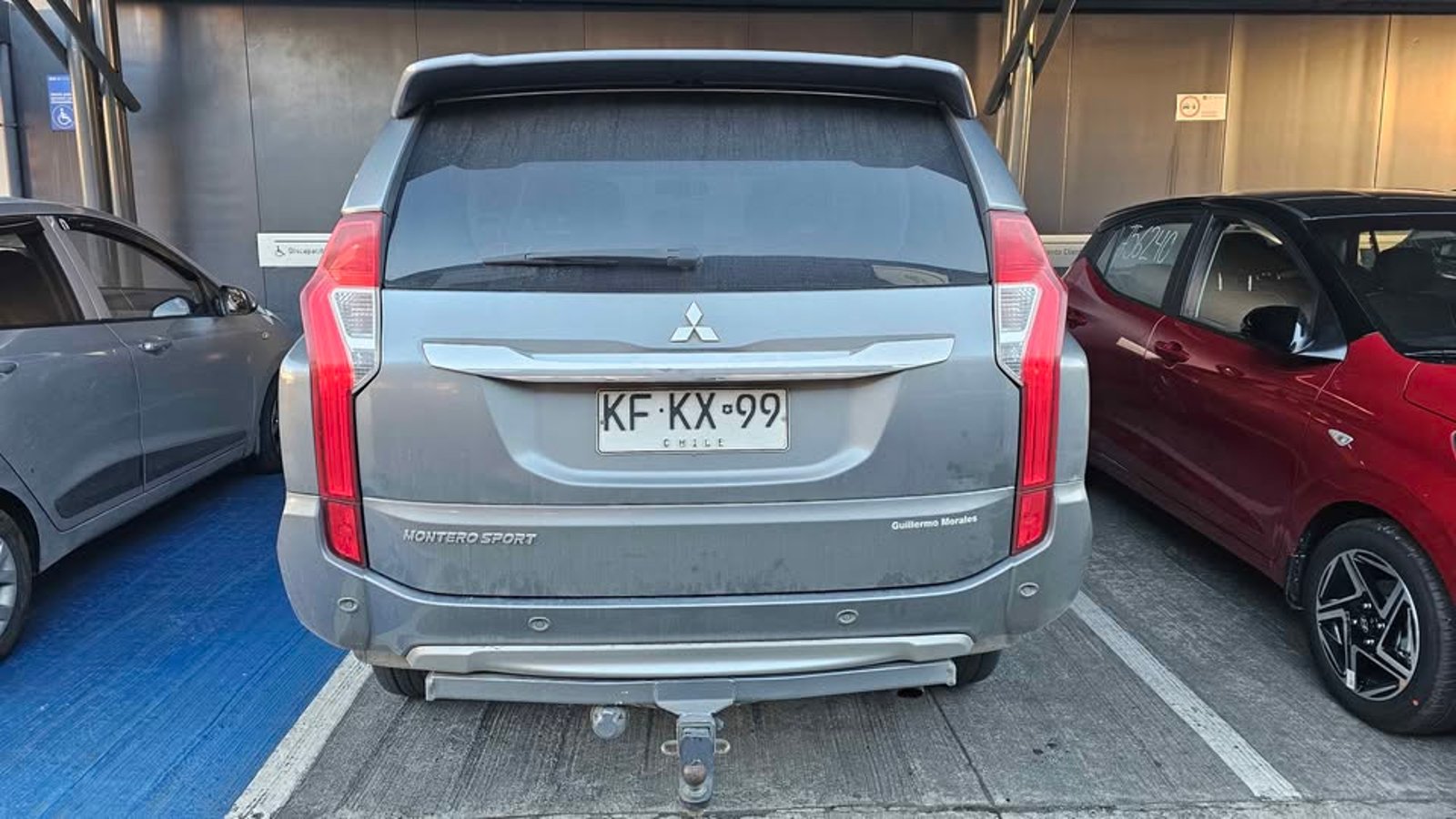 Mitsubishi MONTERO 2018 - Imagen 3 de 11