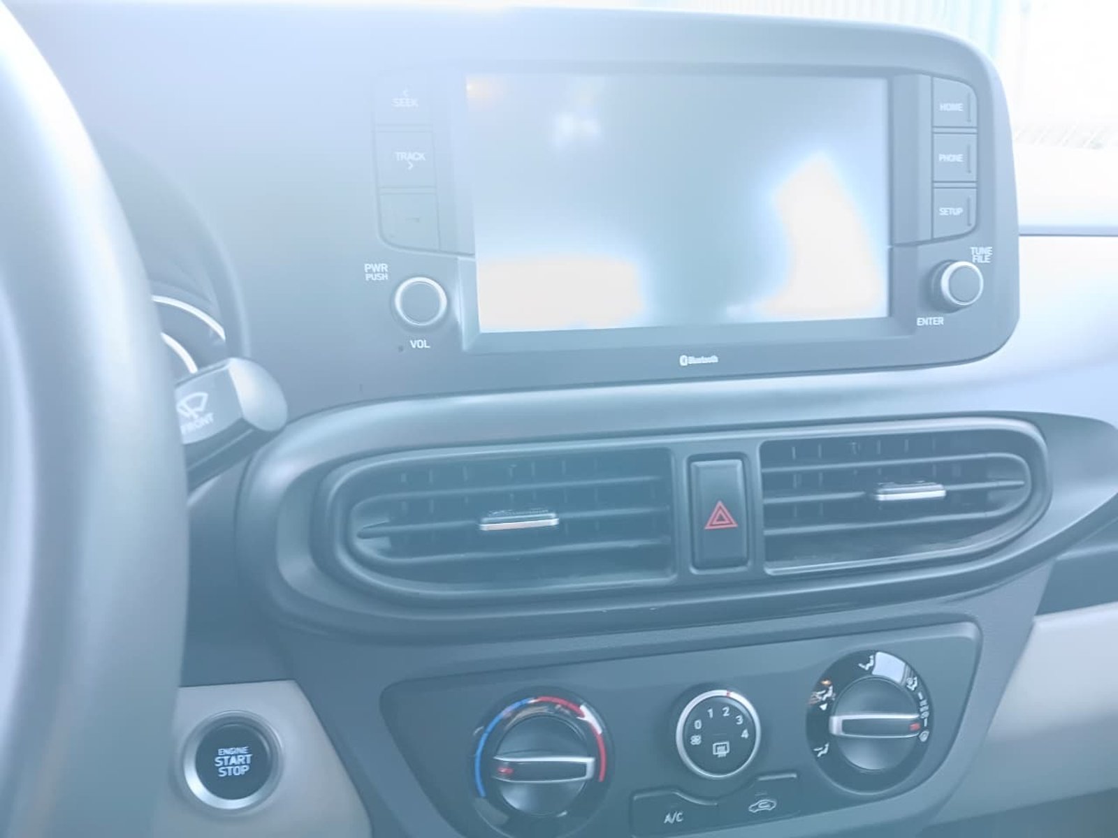 HYUNDAI GRAND I-10 2022 - Imagen 8 de 11
