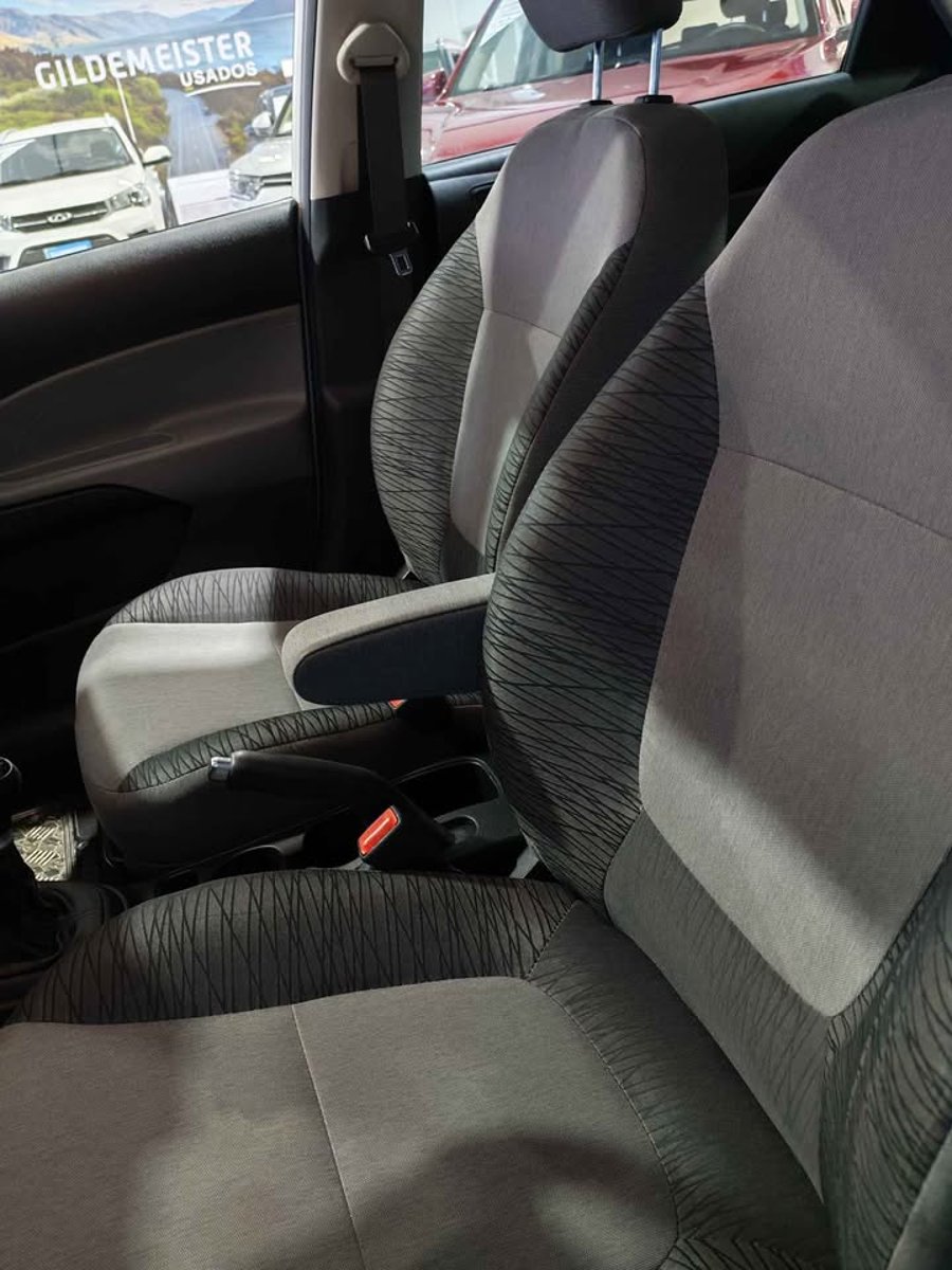 Kia SOLUTO 2023 - Imagen 6 de 9