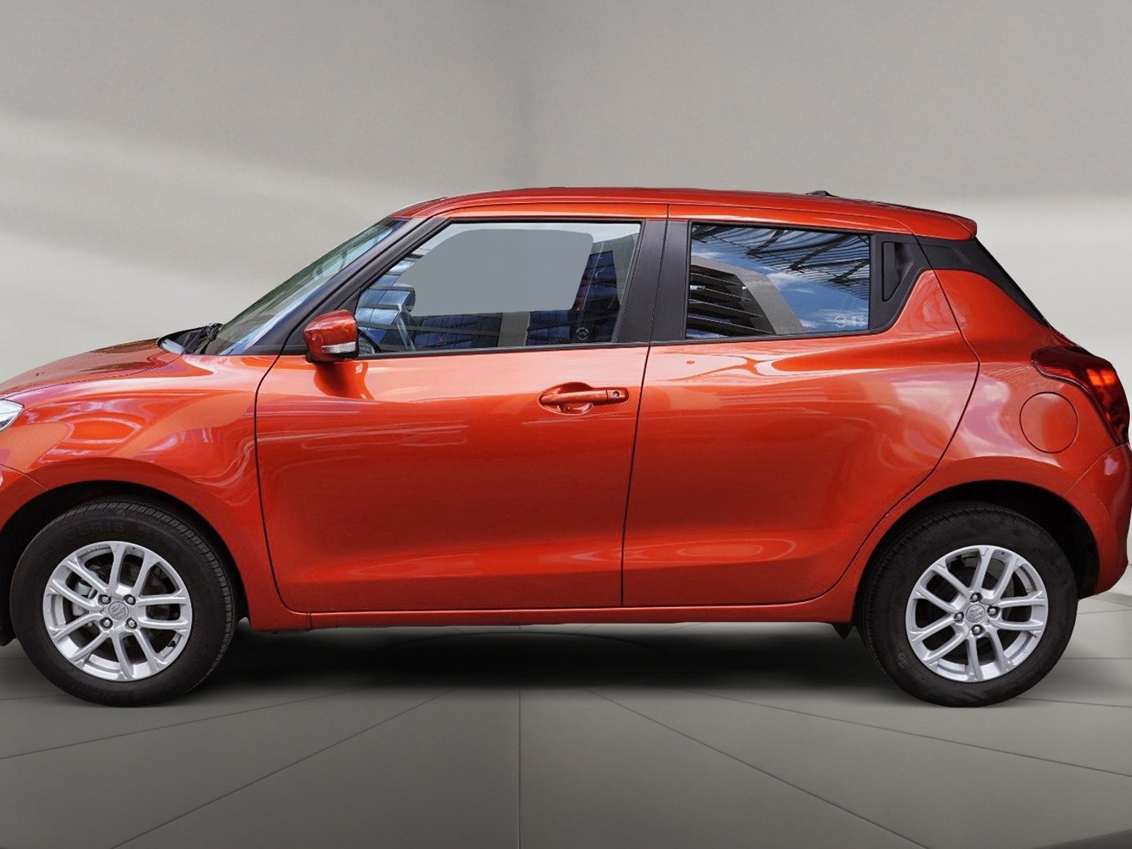Suzuki SUZUKI 2024 - Foto 2 de 8