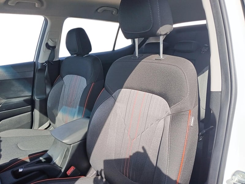 Hyundai CRETA 2023 - Imagen 6 de 10