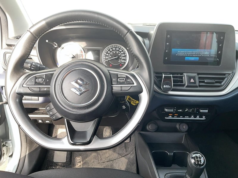 Suzuki BALENO 2025 - Imagen 8 de 12