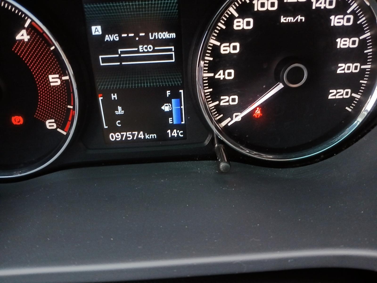 Mitsubishi MONTERO 2021 - Imagen 9 de 12