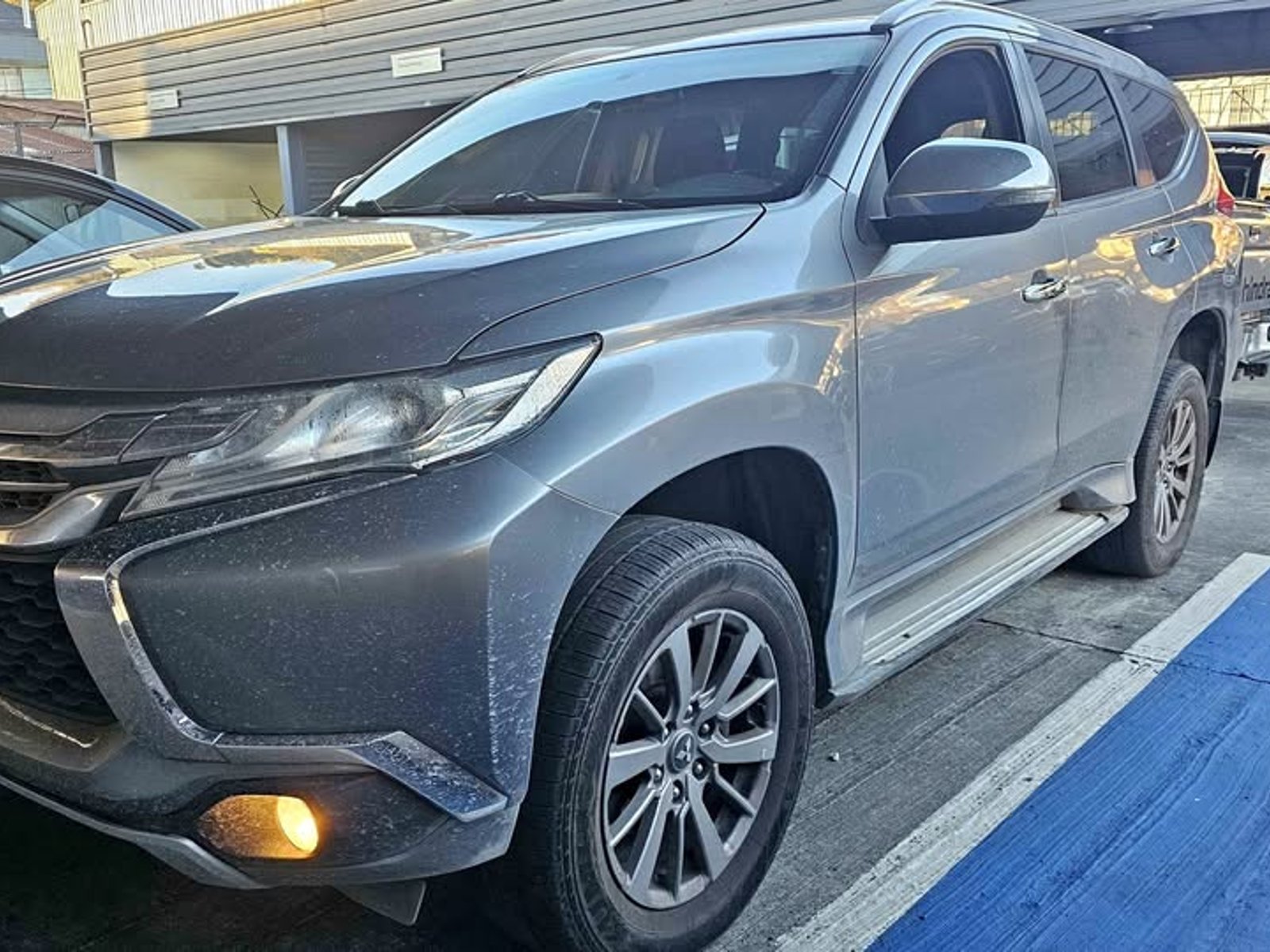 Mitsubishi MONTERO 2018 - Foto 5 de 11