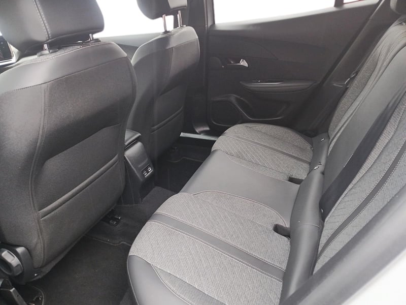 Peugeot 2008 2024 - Imagen 6 de 12