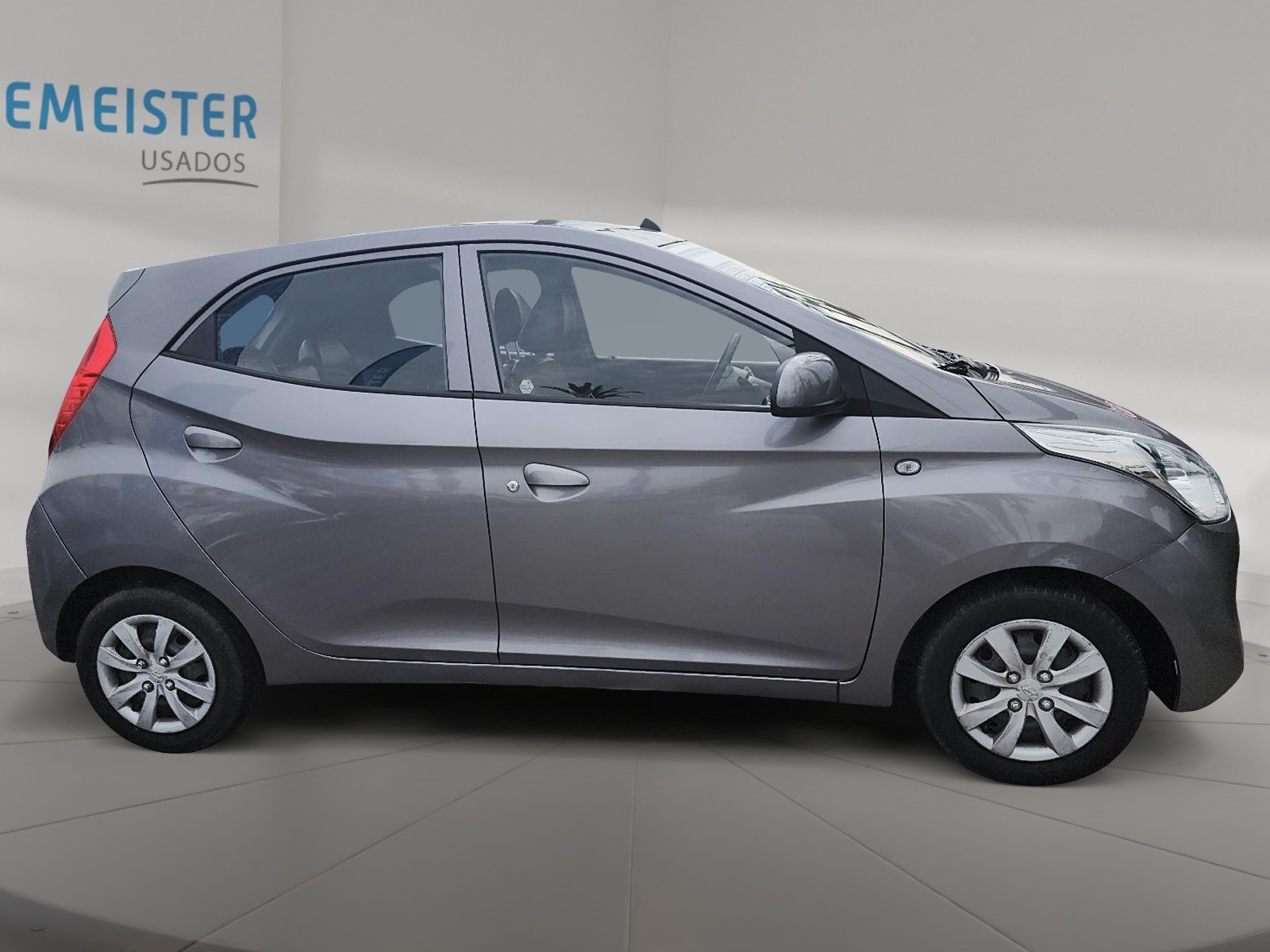 Hyundai EON 2013 - Foto 4 de 12