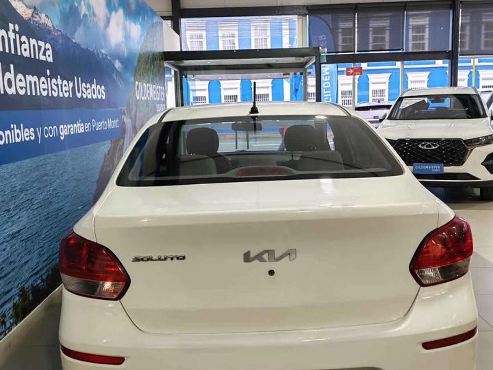 Kia SOLUTO 2023 - Foto 3 de 9