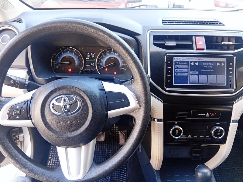 Toyota RUSH 2024 - Imagen 6 de 9