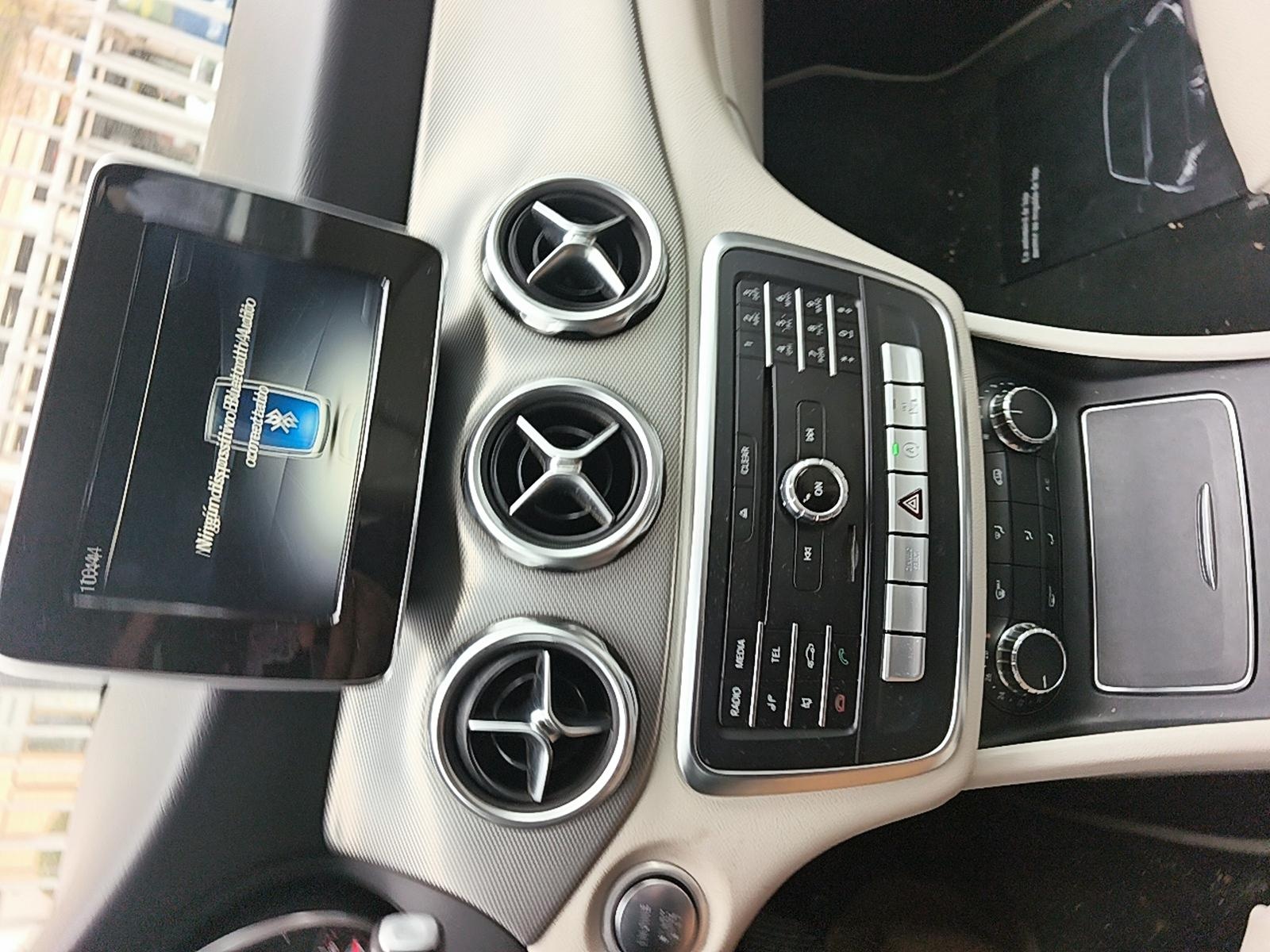 Mercedes-Benz GLA 2021 - Imagen 11 de 12