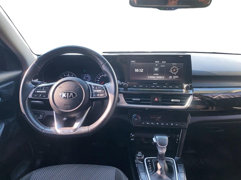 Kia SELTOS 2021 - Imagen 9 de 12