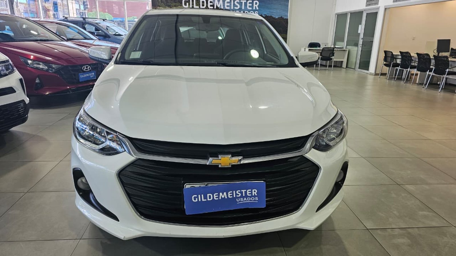 CHEVROLET ONIX 2023 - Imagen 9 de 12