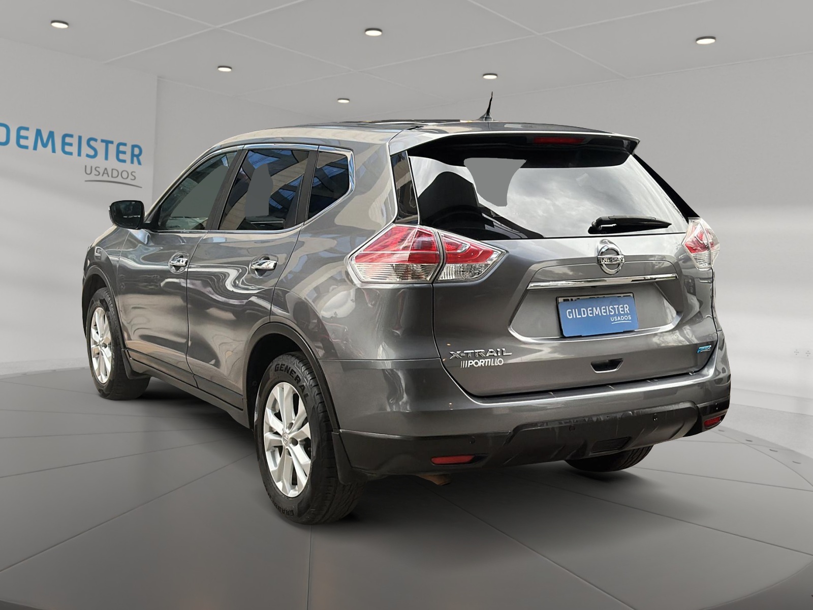 NISSAN X-TRAIL 2017 - Foto 4 de 12