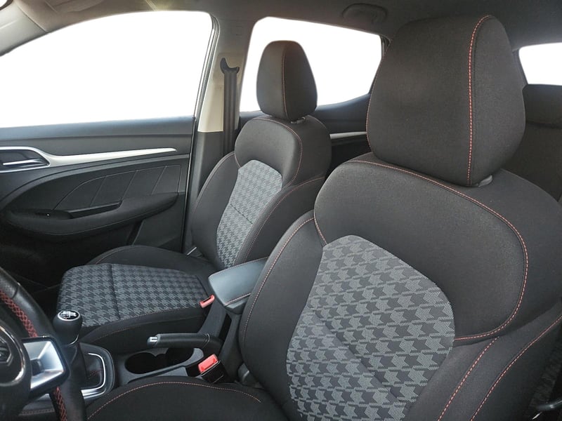 MG ZX 2024 - Imagen 6 de 11