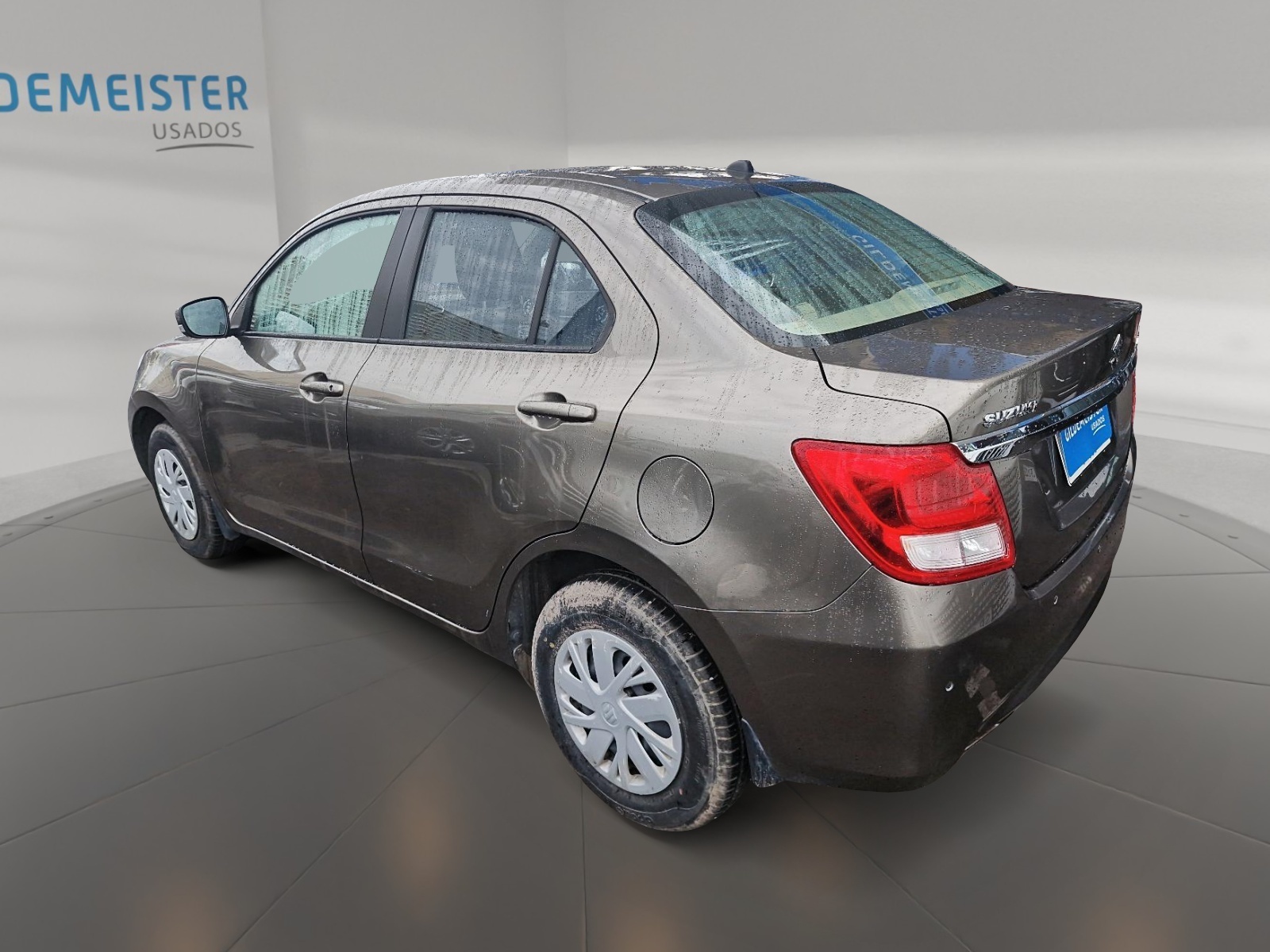 Suzuki DZIRE 2023 - Imagen 4 de 11